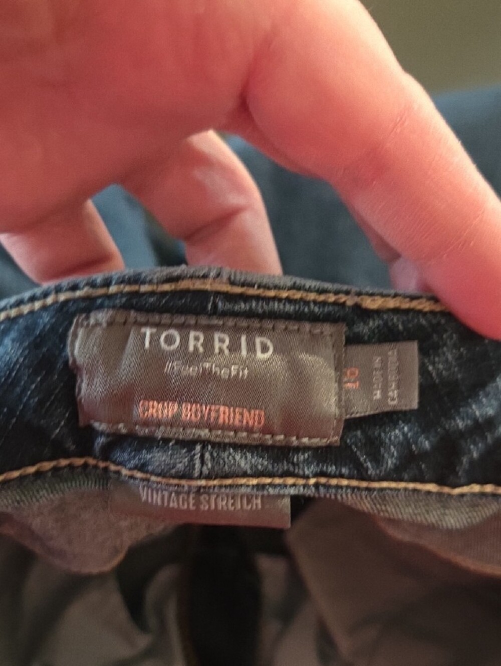 torrid Size 18 Dark Blue Cropped Stretch Jeans - Picture 4 of 5